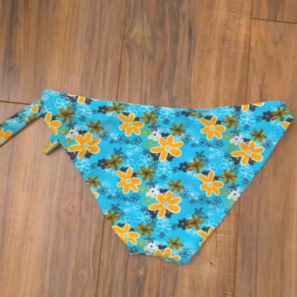 2pc Halter Top Bikini Set Nwt - image 5